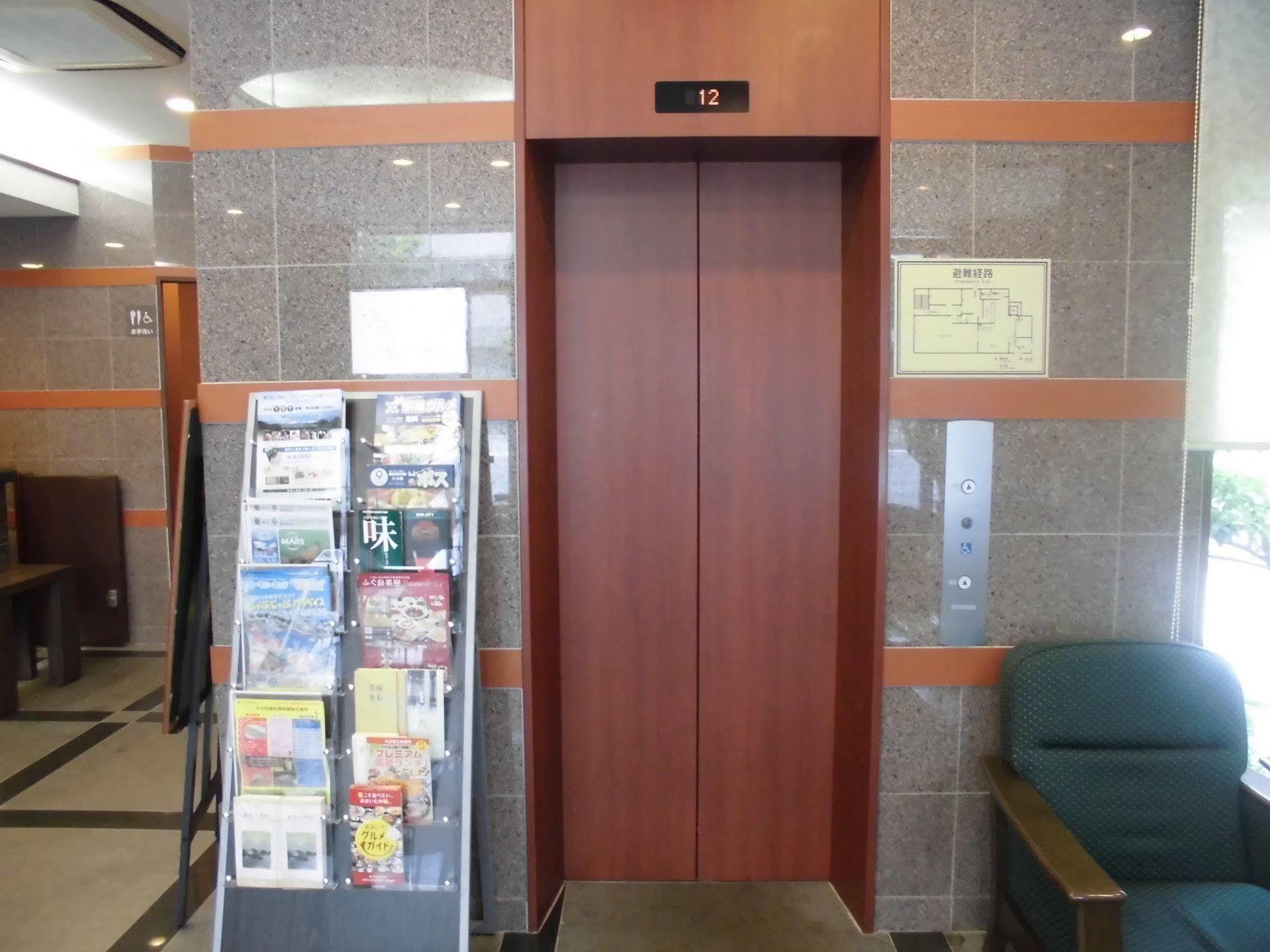 Hotel Route-Inn Oita Ekimae Экстерьер фото
